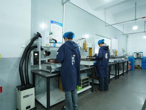 Yueqingshi Houch Mechanics Co., Ltd. lanza una nueva placa de terminales aislante para elevar la confiabilidad de los componentes del motor