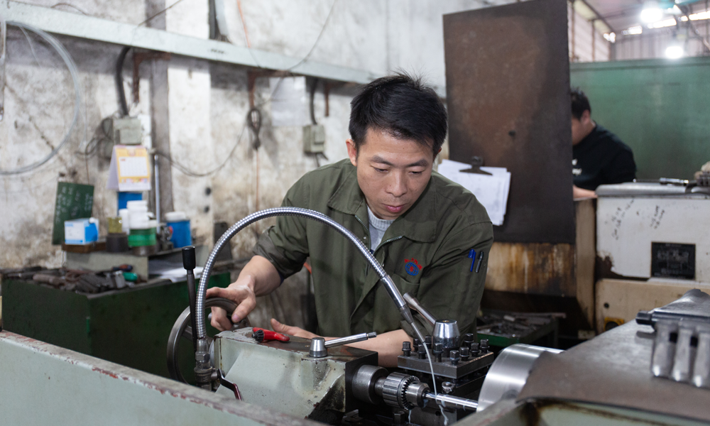Factory work (6)
