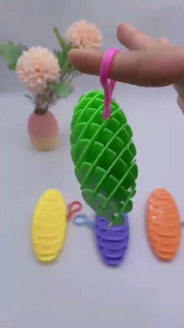 Key Chain Fidget Worm