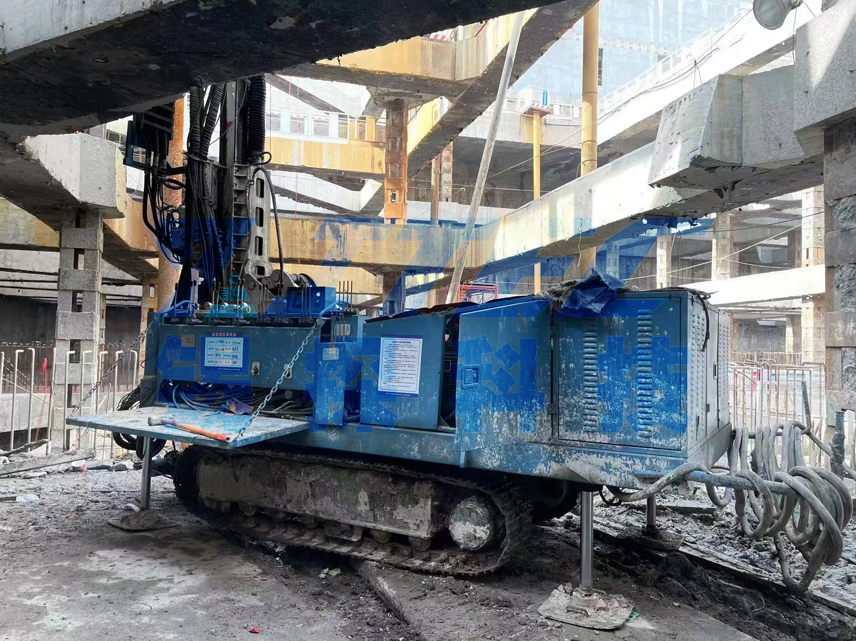 Rig penggerudian MDL-C200 di Nanjing