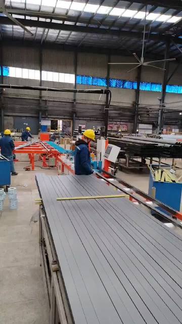 Automatic Film Sticking Machine For Aluminum