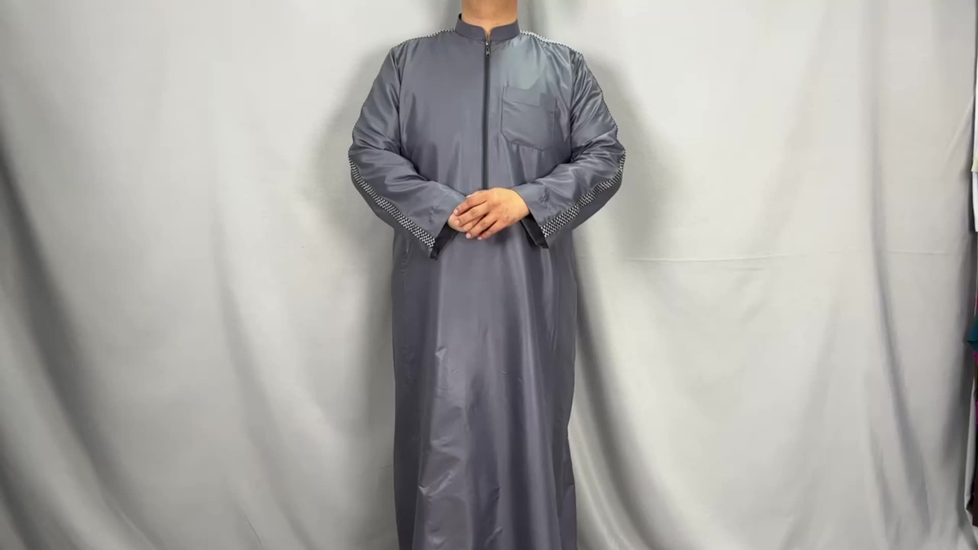 Fornitura di fabbrica Abaya uomini abaya thobe 2 pezzi set marocchino plus size uomini islamici semplici thobe bottle1