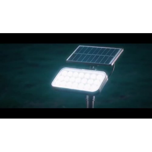 Lampe solaire sur piquet à mise au point réglable