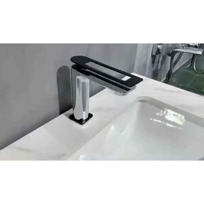 Chrome finished brass basin mixer