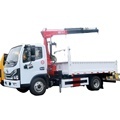 2 Ton Lorry with Straight Telescopic Boom Cargo Lift and Truck-Mounted Crane1