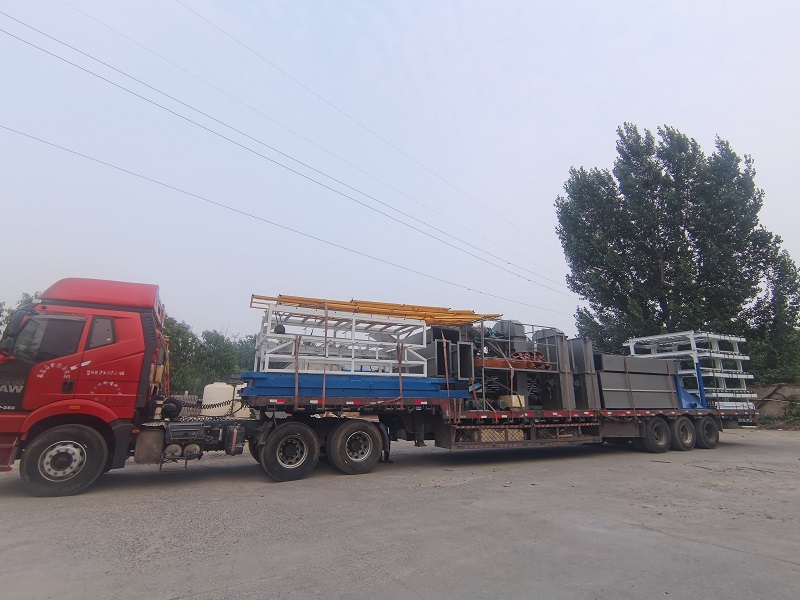 Shipment of composite thermal‑insulation external formwork equipment