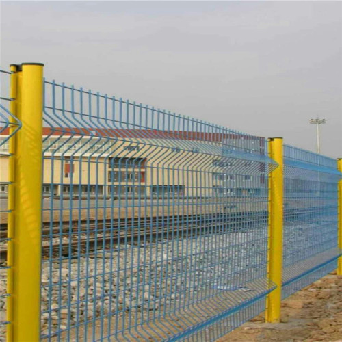 A Versatile and Secure Perimeter Solution  Introduction： 3D Welded Wire Mesh Fence