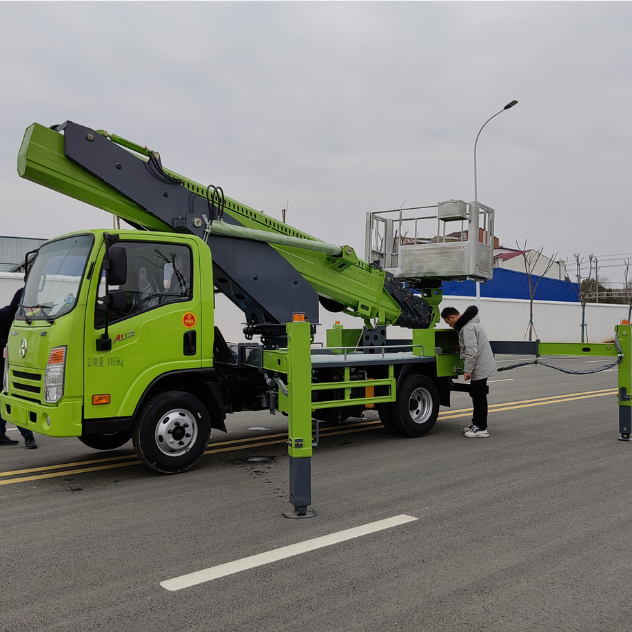 Overhead Working Truck