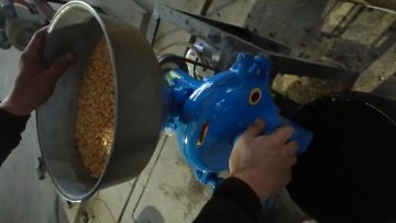磨玉米粉