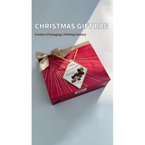 Bolsas personalizadas para regalos navideños.