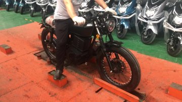 fast electric motorcycle 2000w scooter1