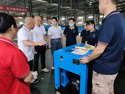 How to change the oil in a screw air compressor?