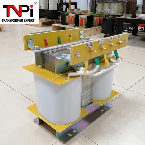 Single phase isolation transformer