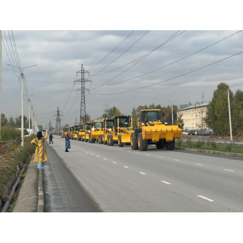 Shantui completo conjuntos de equipamentos entregues aos clientes na Ásia Central