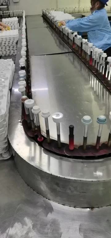 Manufacturig Technique of Cosmetic Packaging  (2)