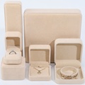 Hanhong Custom Logo Großhandel Halskette Armband Schmuck Verpackungsschachtel Luxus Geschenk Schmuck Box Samt Ohrringe Ring Schmuck Box1
