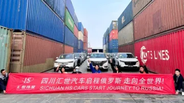 Electric Car ID 6 Crozz Pure+ Vehicles Powerful Engine Suitable for Home Usage EV Car EV Made in China 4WD Top Configuration with Panoramic Sunroof1