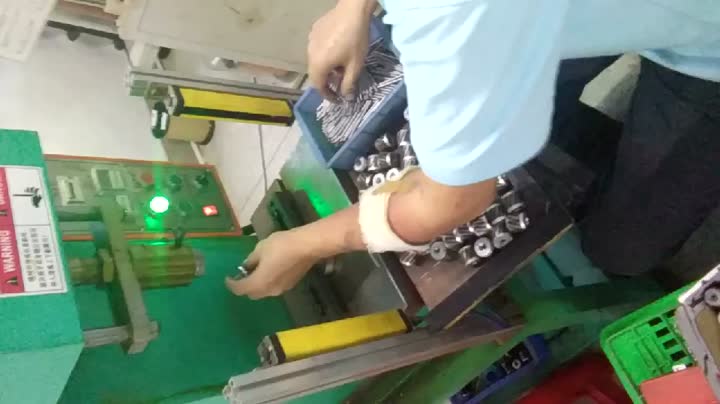 מכבש הידראולי סרוו עמודה אחת להרכבת מיסבים