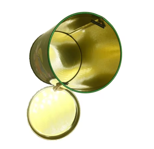 What are  the advantages of iron cans compared with other material cans?