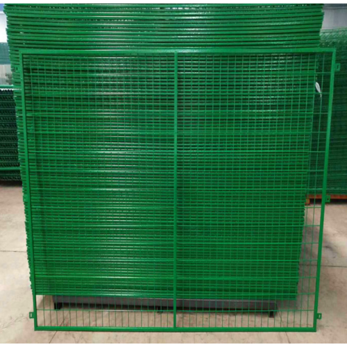 Anti-corrosion process method for the surface of dark green railway protective fence