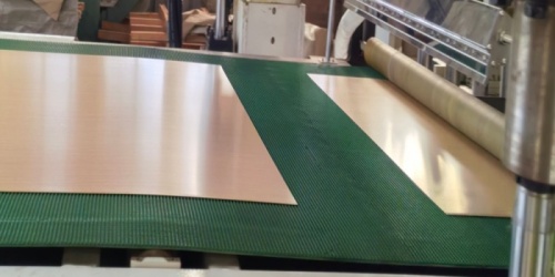 Processus de production de bobines lamellées à grain de bois