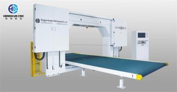 Revolving blade foam  cutting machine