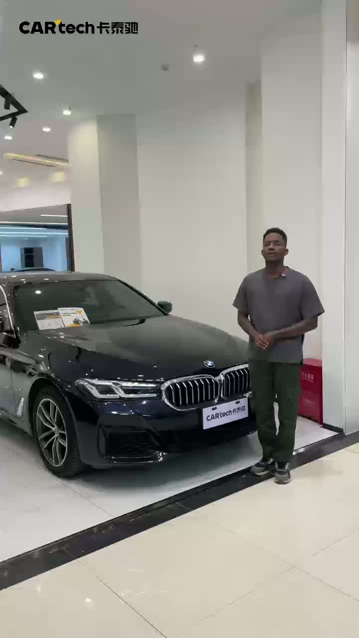 BMW 2021 Модель 17000км Черный