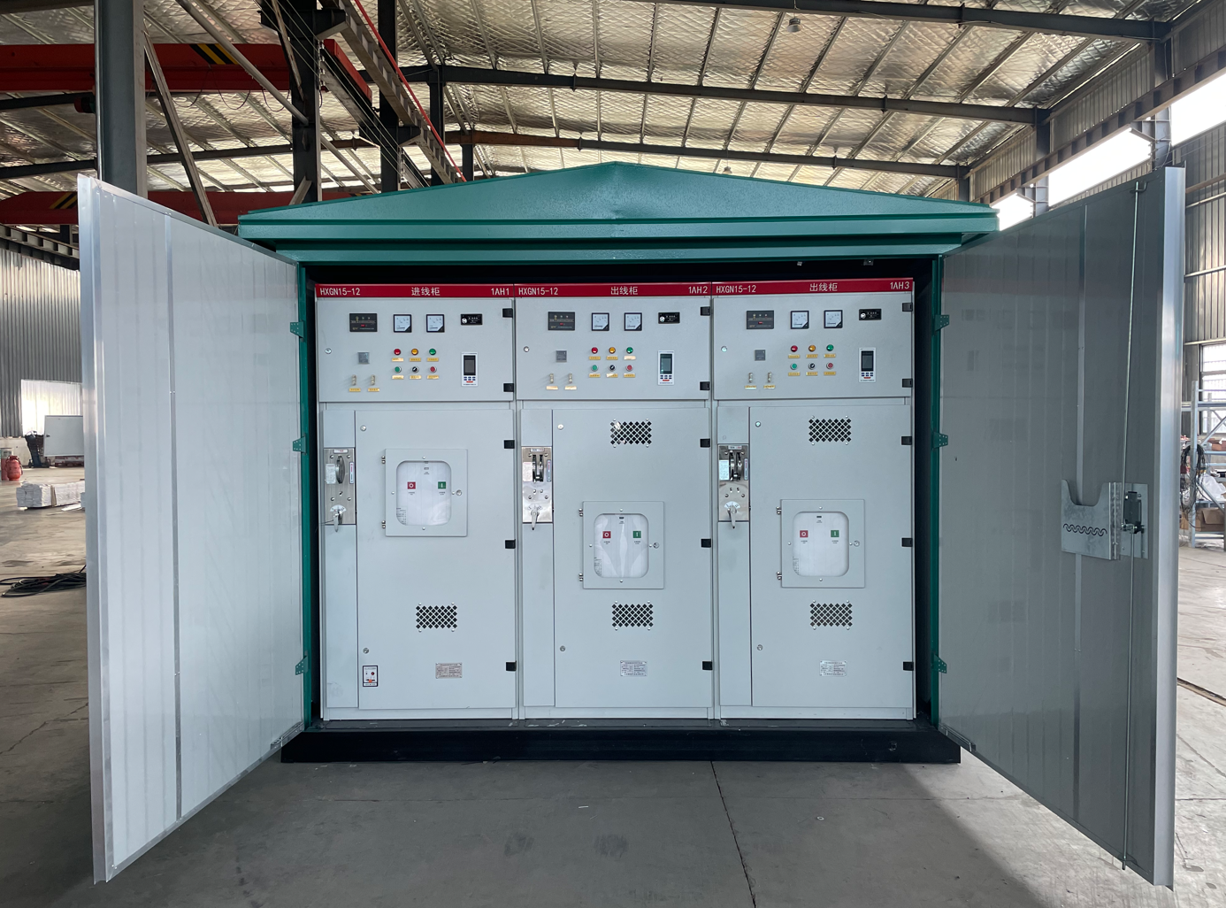 Low voltage power cabinet