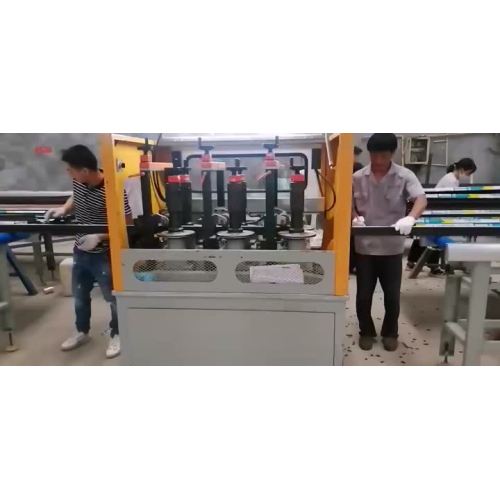 Prensa laminadora para aluminio.