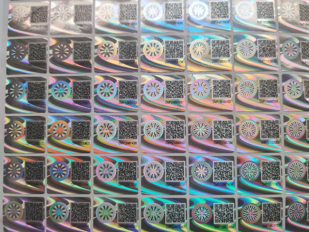 honeycomb hologram labels with QR code