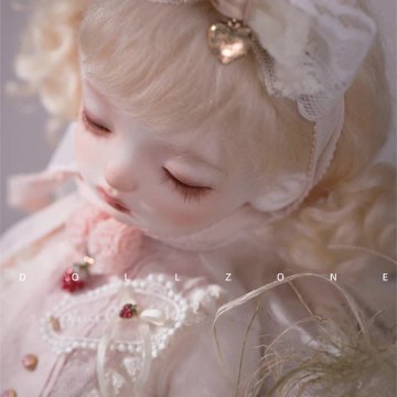 DOLLZONE DOLL