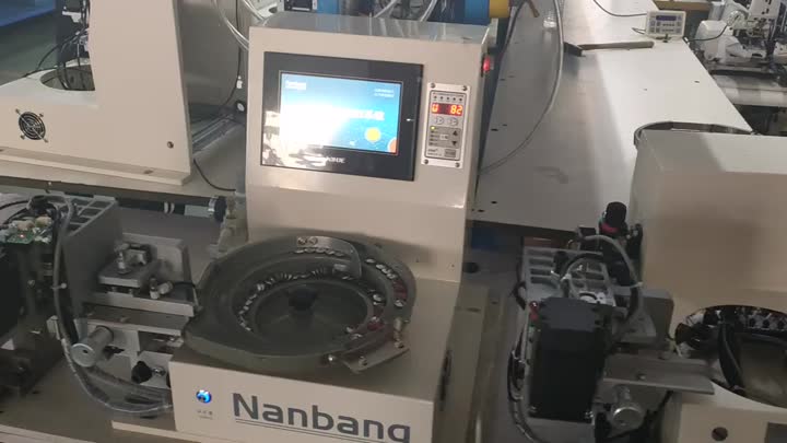 Automatic Button Feeding Machine