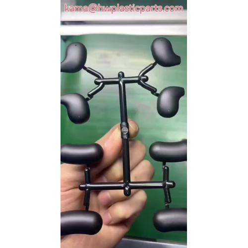 Small black plastic parts injection