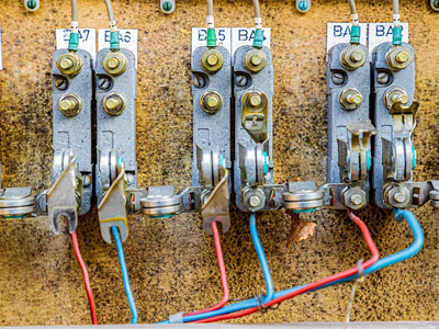 La industria mundial de accesorios electrónicos se transforma con innovación inteligente, sostenibilidad y expansión del mercado en 2026