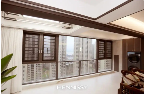 الأبواب والنوافذ المصنوعة من سبائك الألومنيوم تأتي بعدة ألوان. كيف يمكن اختيار اللون المناسب للأبواب والنوافذ المصنوعة من سبائك الألومنيوم؟