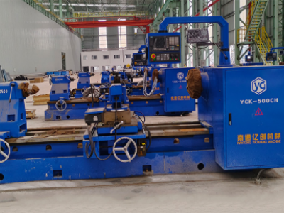 Lô hàng hàng loạt của Máy phay ren & Trung tâm gia công, Cung cấp phụ tùng máy CNC tại chỗ
