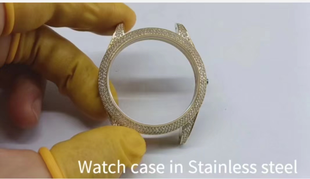 Watch case setting stones