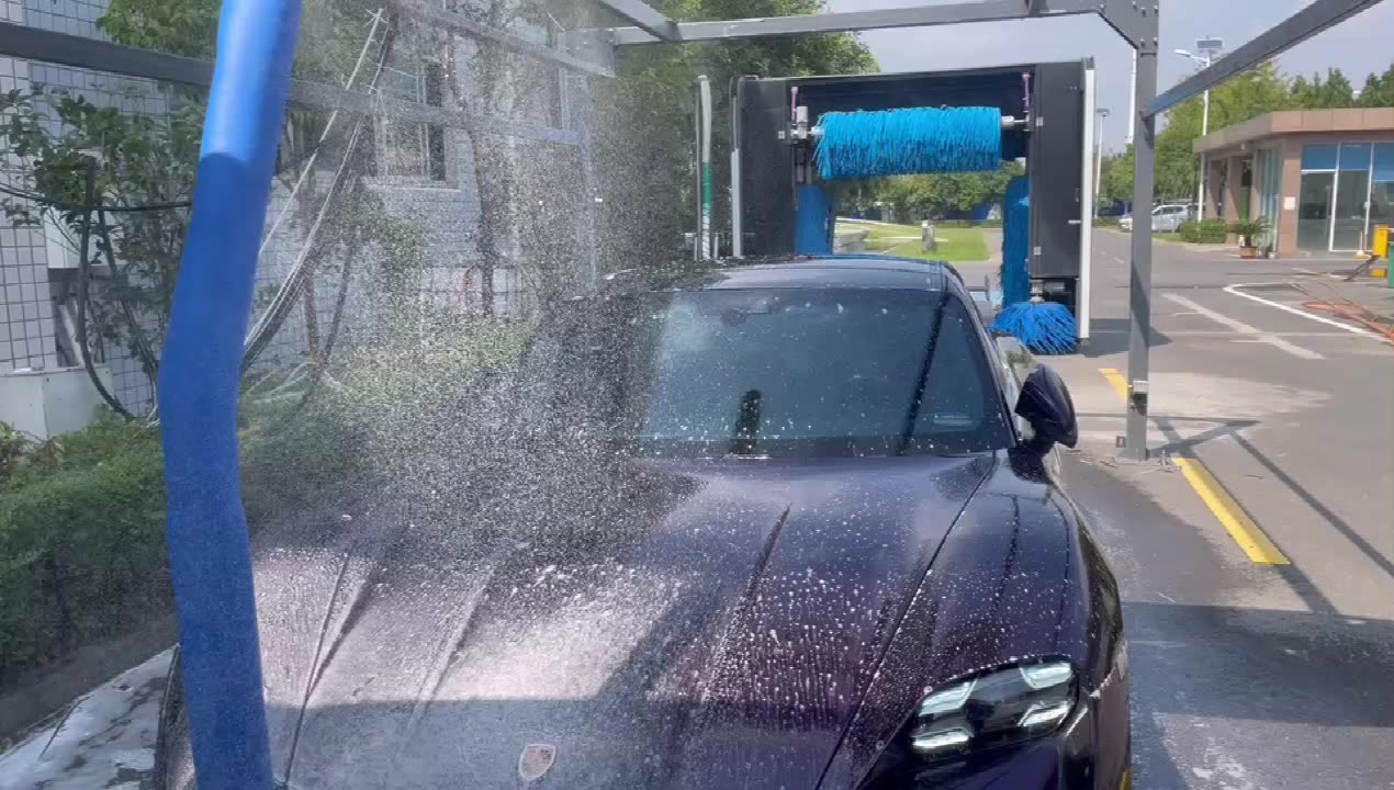Factory Directe verkoop 360 Rotatie Touch Gratis Auto -wasapparatuur Sets Geen borstel Automatisch Car Wash1