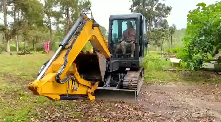 6ton excavator with the swing boom  (2)