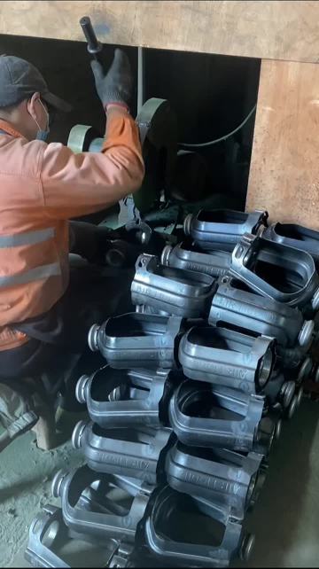 Gas cylinder screw caps