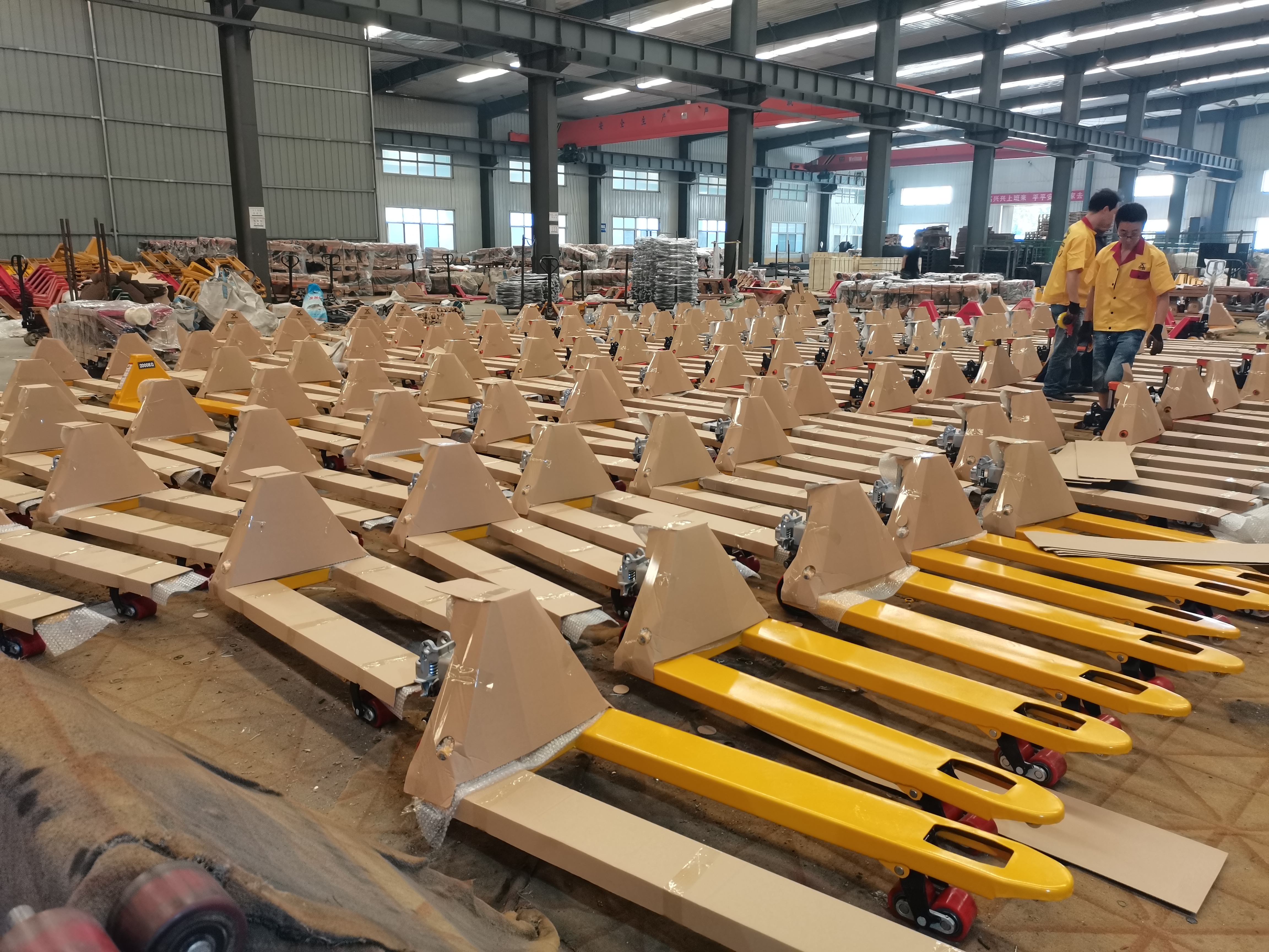 Hand pallet truck workshop