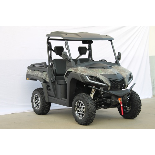 XY500U Orange UTV Drive durch die Felder 3