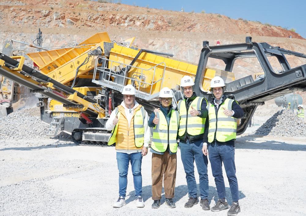 Group photo with clients