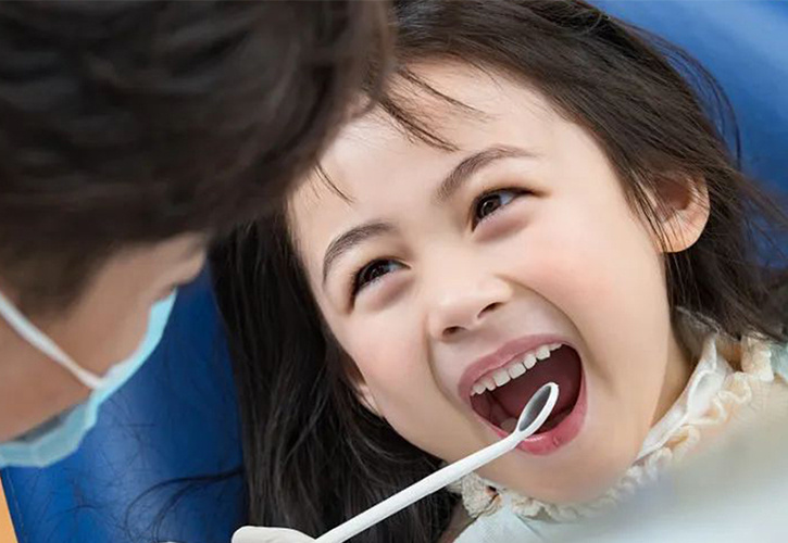 Aplicação de produtos de cabeça de faca de limpador de dentes