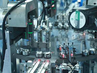 2025CBE Hangzhou International Beauty Expo: Innovative Achievements of Vacuum Bottles Debut