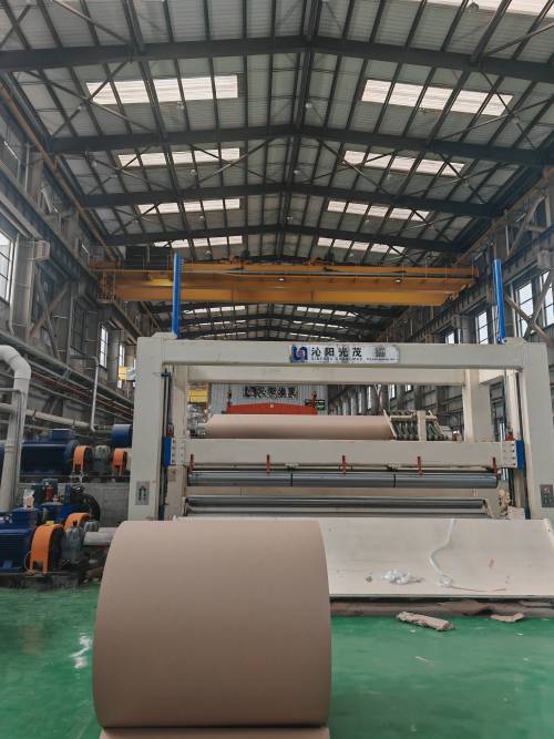 Бумажная машина Machinery Guangmao оказывается надежной в бумаге Kunming Zhongxiang