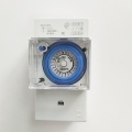CE RoHS 24 Hour Daily Programmable Mechanical Timer Switch 12V DC 16A with Rechargeable Battery1