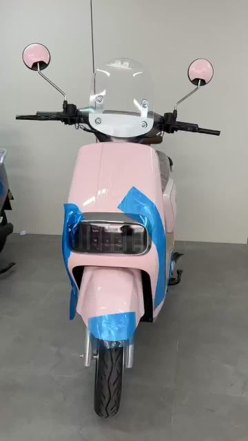 Eco-Friendly Commuter Electric Scooter for Daily Use
