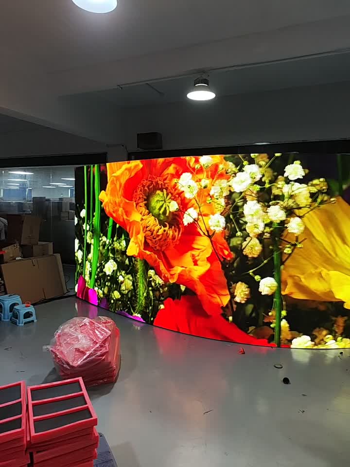 Mur vidéo LED de courbe flexible