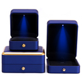 Hanhong Großhandel Custom Plastic Spray Lacked Schmuck Verpackung Box Quadrat Luxus Halskette Ring Hellblau LED Schmuckschachtel1